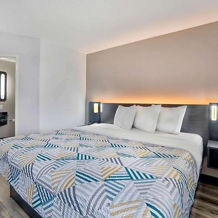 Motel 6-Benbrook, TX - Fort Worth Buitenkant foto
